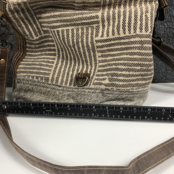 Myra - Picture 9 of 9